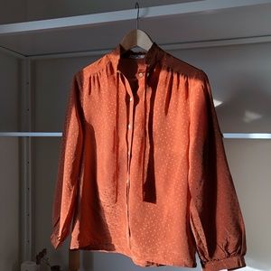 VINTAGE BLOUSE - sweet details, perfect condition